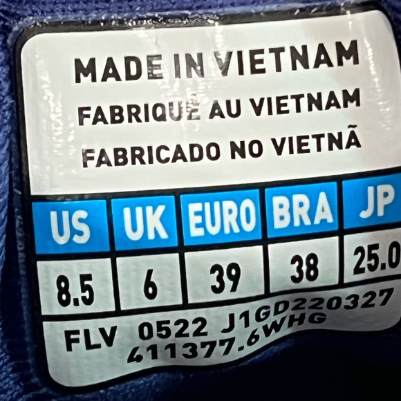 Mizuno Running Shoes. Women’s Size 8.5Color  FESTIVAL FUCHSIA - Picture 8 of 10